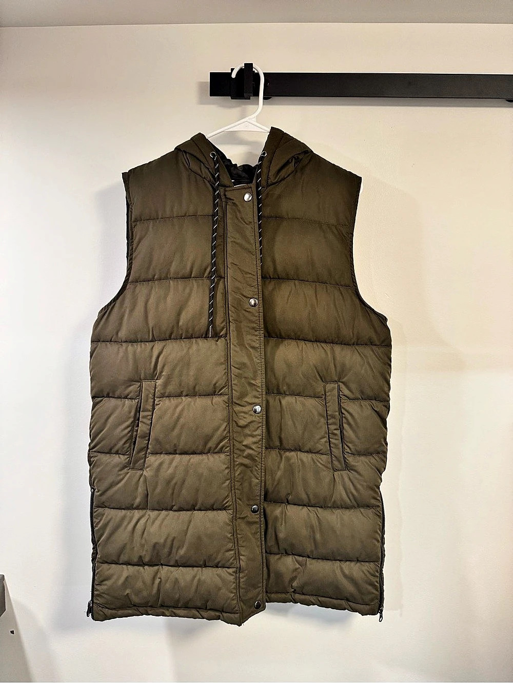 zella Long Hooded Puffer Vest Brown Medium